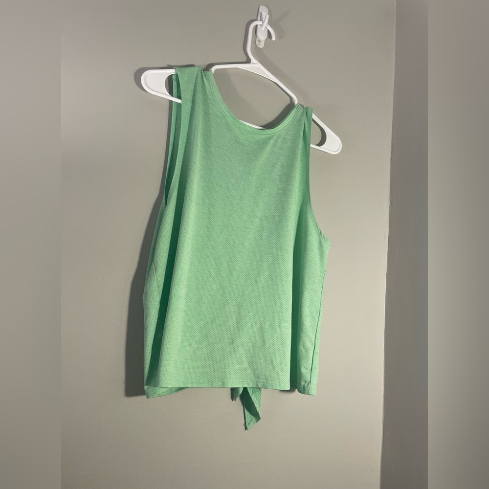 Unbranded lime green workout tank with tie size medium - Picture 3 of 7